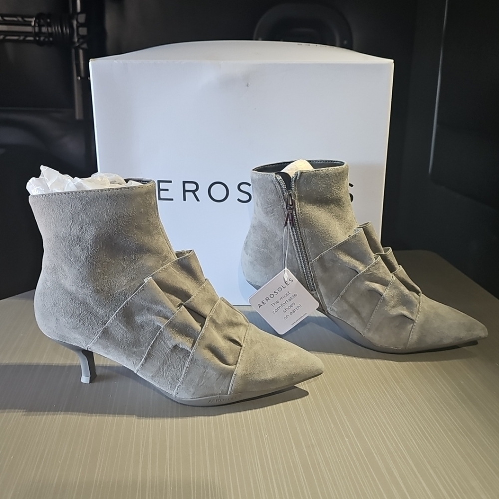 Aerosoles Women's Loloa In Quit Shade Suede (Grey) Fashion‎ Boot Size 5.5M NEW